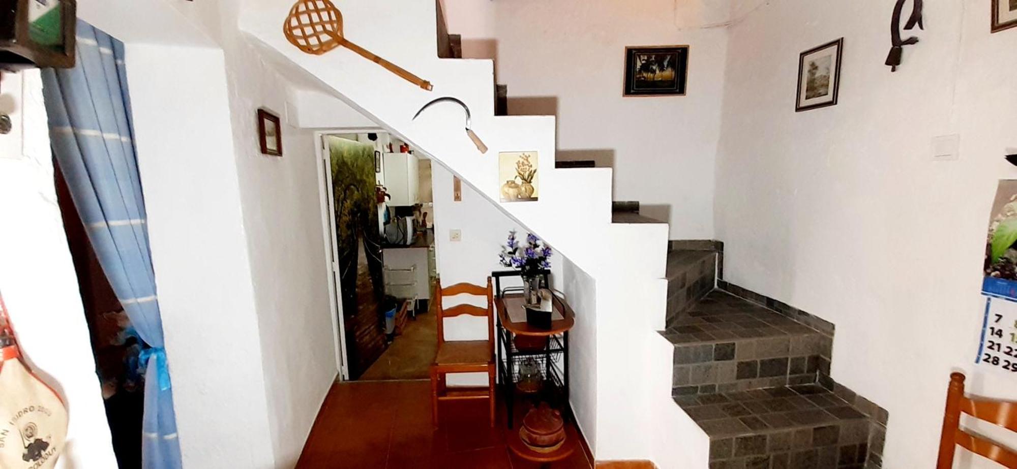 Willa Charming House In Illar With Mountain View And Balcony Zewnętrze zdjęcie